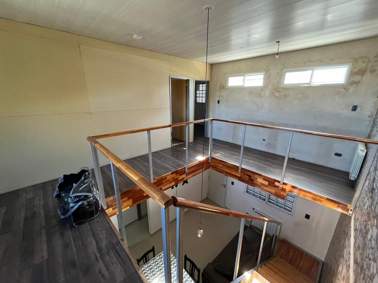 Venta de Casa 4 ambientes con galpon y parque 