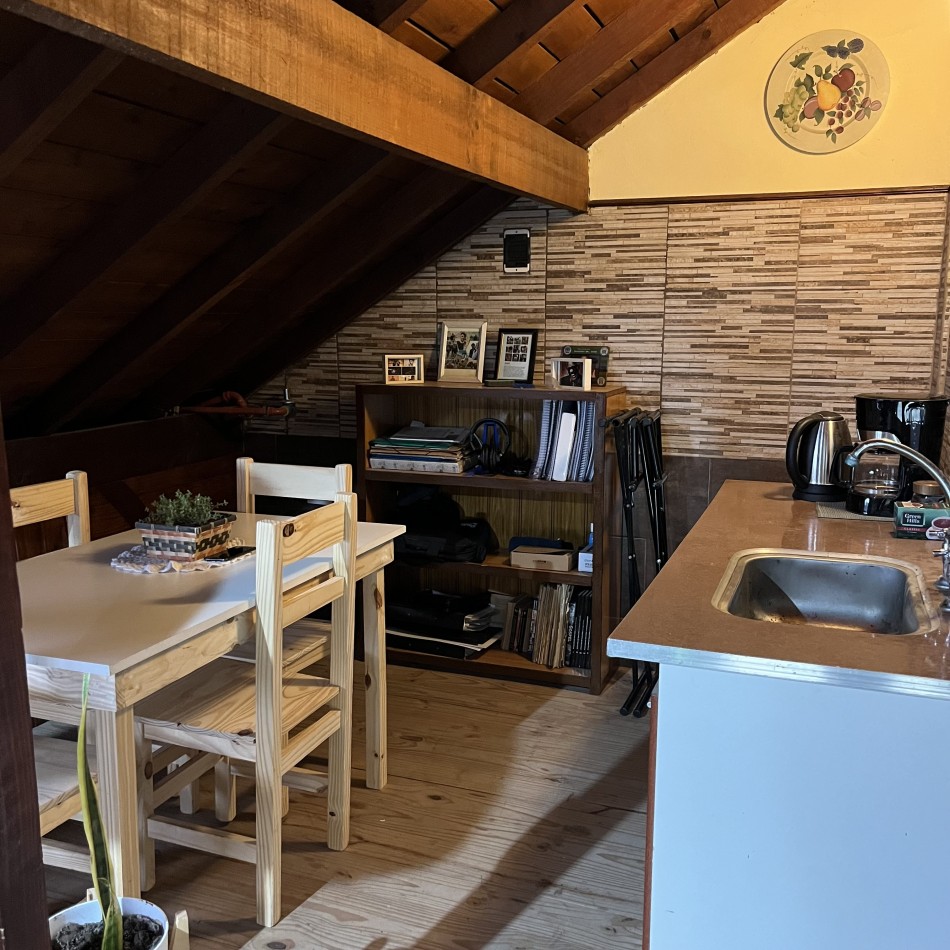 Venta de chalet 6 ambientes con quincho en Las Lilas
