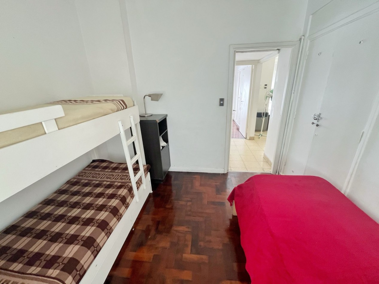 Venta departamento 3 ambientes con dependencia en el centro