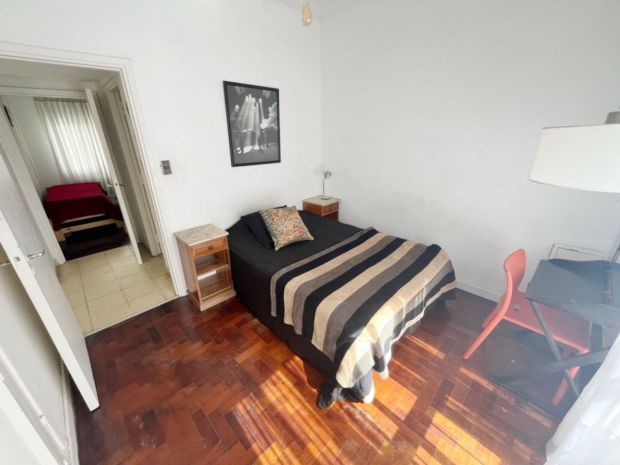 Venta departamento 3 ambientes con dependencia en el centro