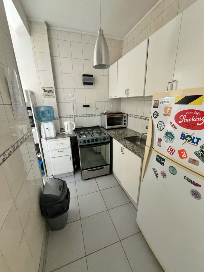 Venta departamento 3 ambientes con dependencia en el centro