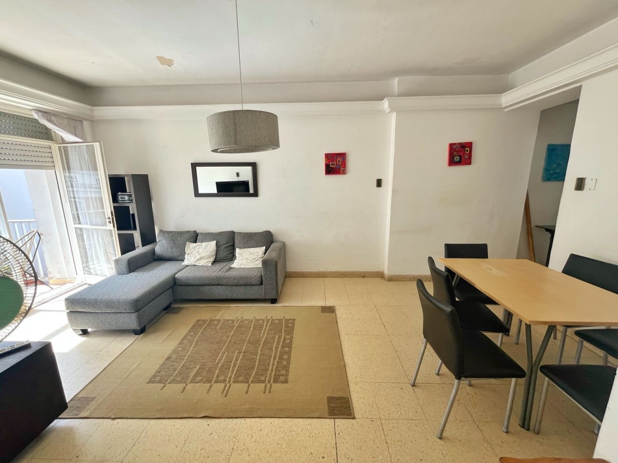 Venta departamento 3 ambientes con dependencia en el centro