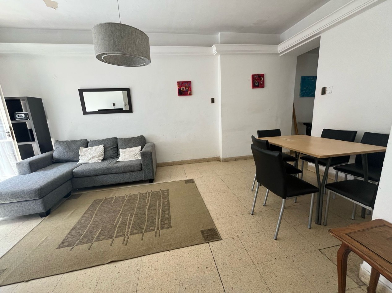 Venta departamento 3 ambientes con dependencia en el centro