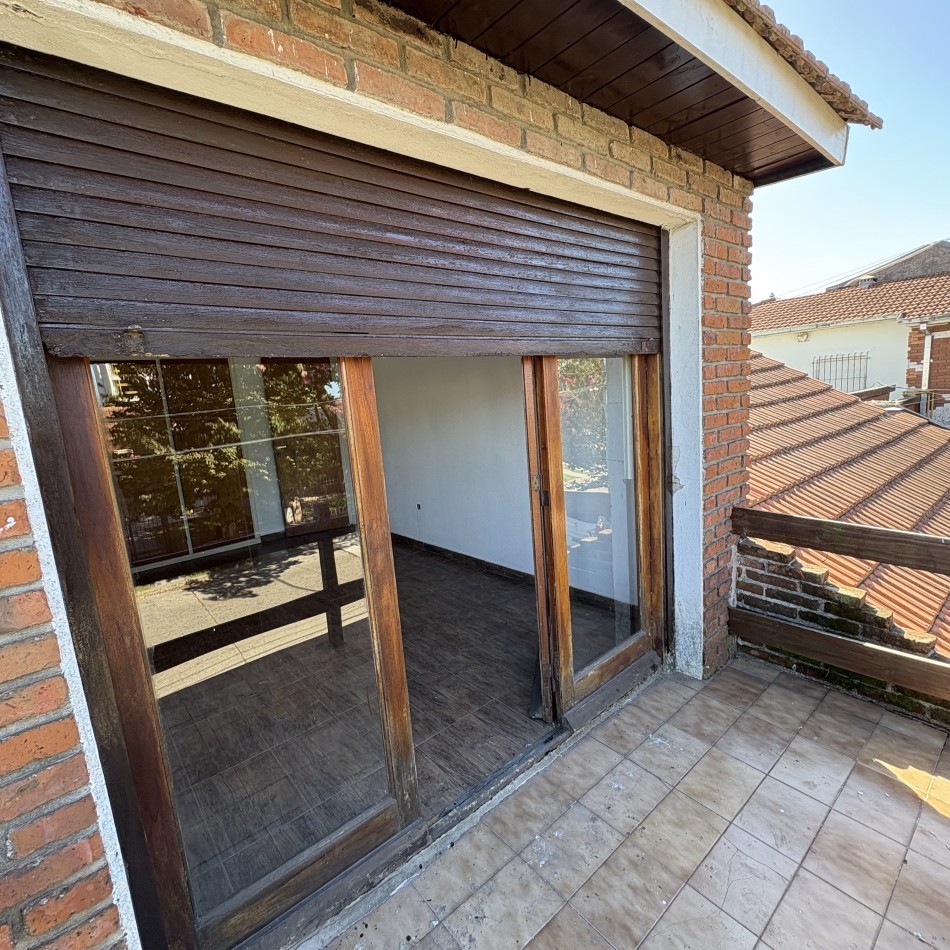 Venta de chalet en PH 5 ambientes en Villa Primera