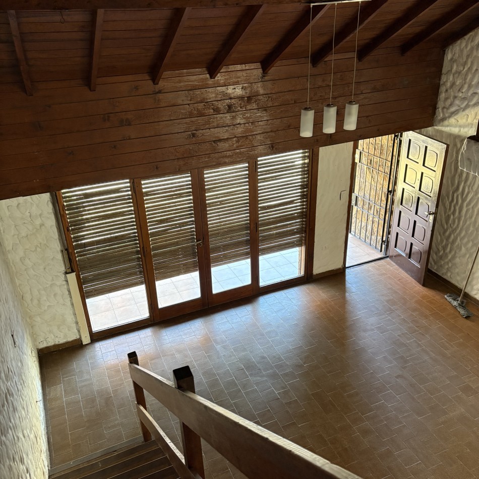Venta de chalet en PH 5 ambientes en Villa Primera