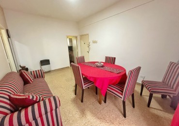 Venta departamento 3 ambientes con dependencia en el centro